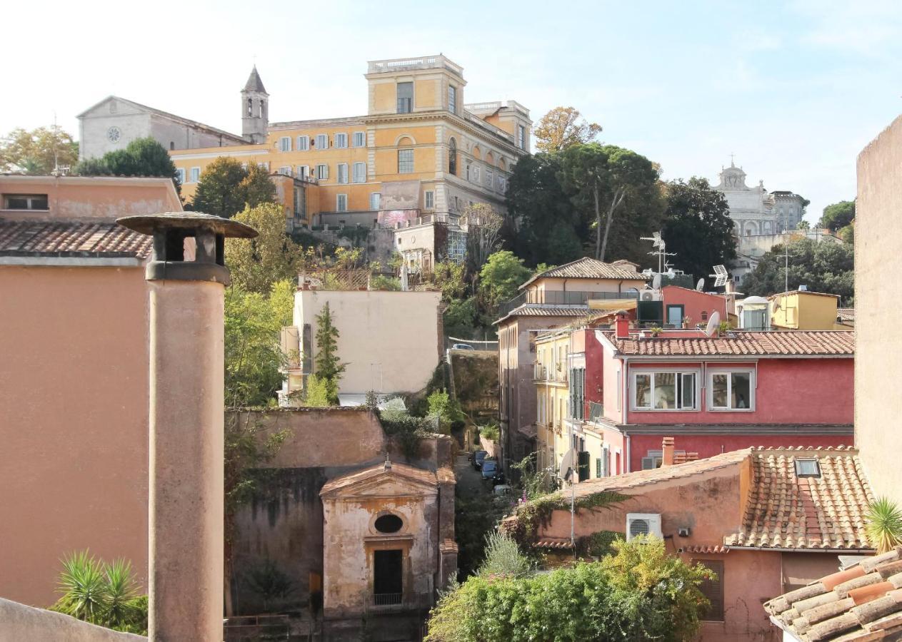 Luxury Art Apartment In Trastevere With Terrace Rom Eksteriør billede